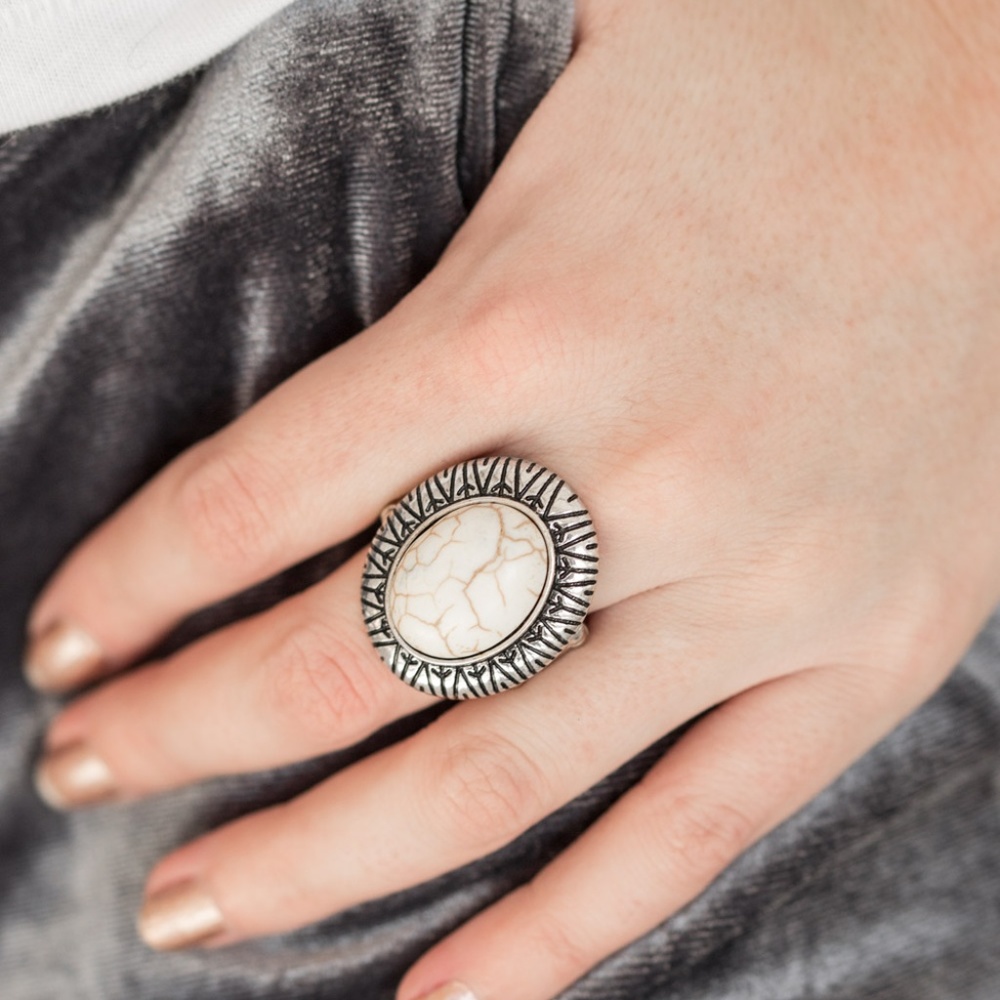 Surfin Sand Dunes - Paparazzi Ring